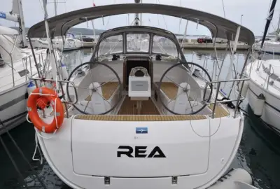 Rea - Photo 2