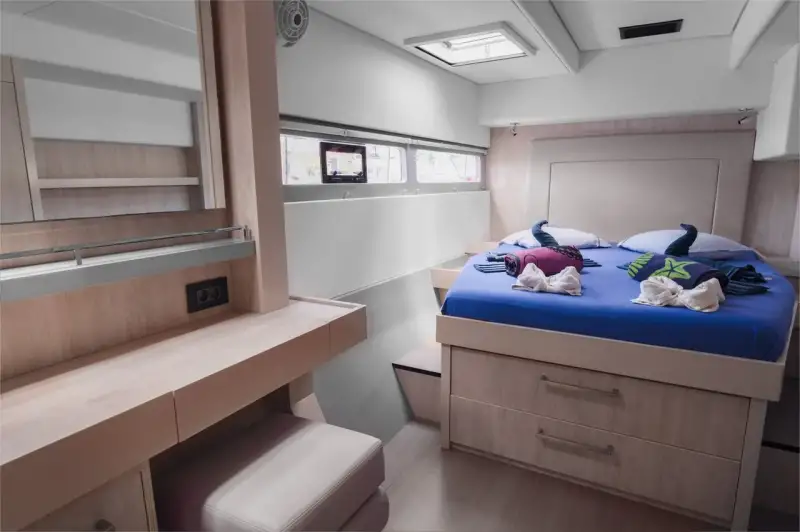 VIP Cabin Charter - 15