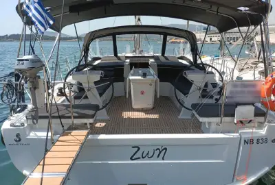 Zoe - Photo 2