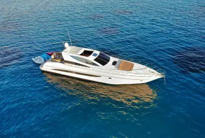Sea U - Photo 2