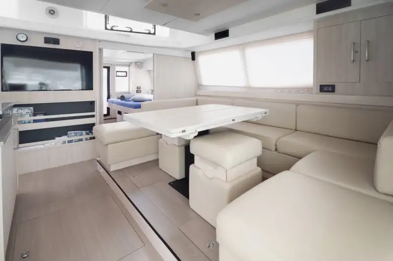 VIP Cabin Charter - 9