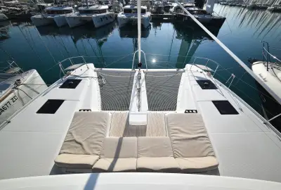 Lux - Photo 5
