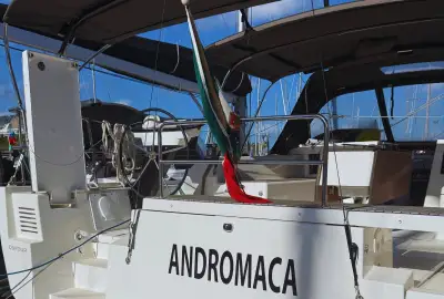 Andromaca - Photo 2