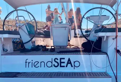 FriendSEAp - Photo 3