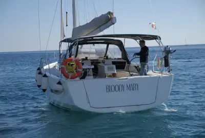 Bloody Mary - Photo 4