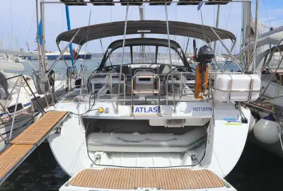 Atlas - Photo 2
