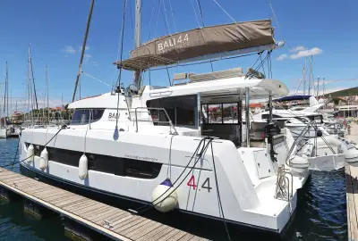 Algol - Photo 2