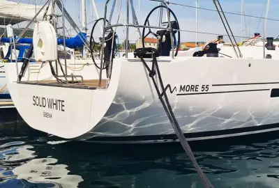 Solid White - Photo 4