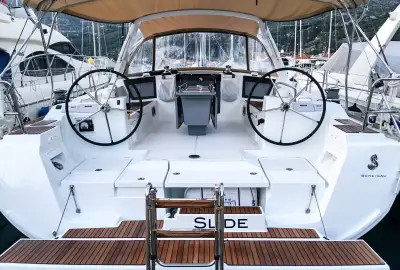 Slide - Photo 5