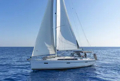 Laertis - Photo 2