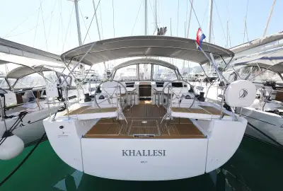 Khaleesi - Photo 2