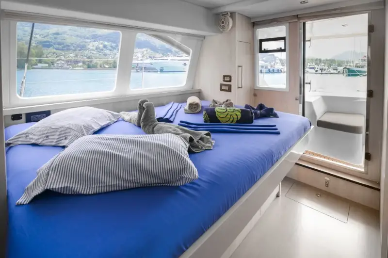 VIP Cabin Charter - 20