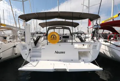 Nausea - Photo 2