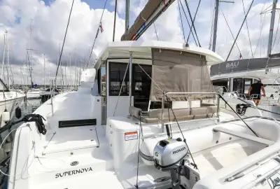 Supernova - Photo 2