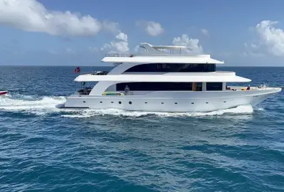 North Seven Liveaboard - Photo 2