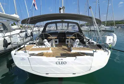 Cleo - Photo 5