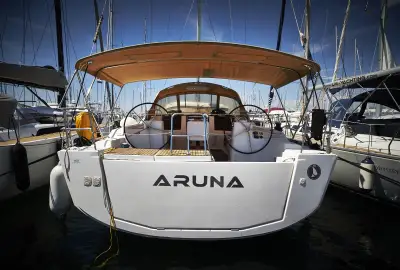 Aruna - Photo 2