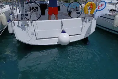 Aloha - Photo 2
