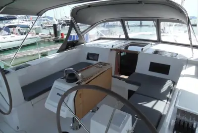 Isabella 2 - Photo 2