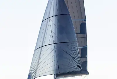 The Nauti Salesman - Photo 2