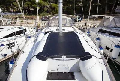 Skyra - Photo 3