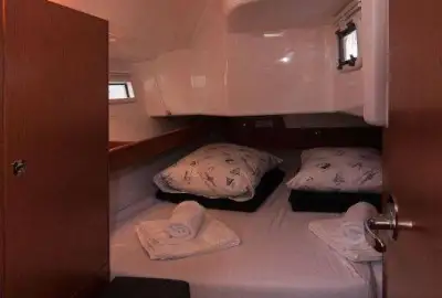 Adria Tina - Photo 4