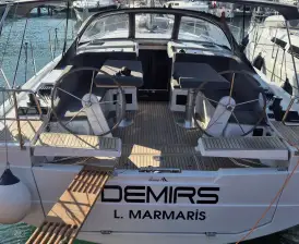 Demirs