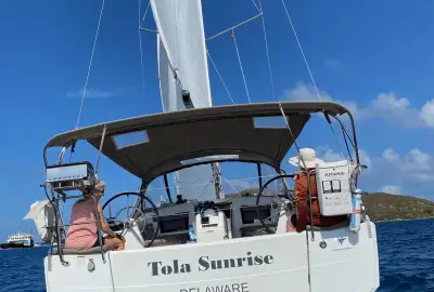 Tola Sunrise - Photo 4