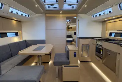 Amari - Photo 5