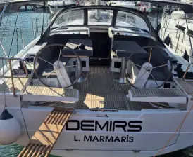 Demirs