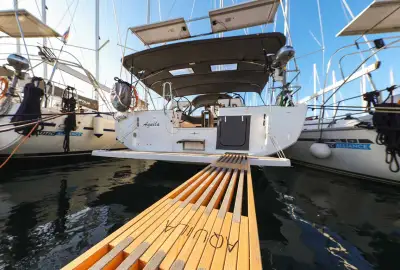 Aquila - Photo 2