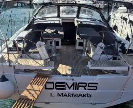 Demirs