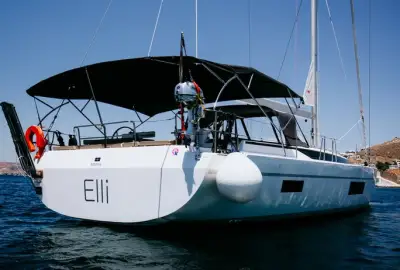 Elli - Photo 3