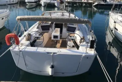Tahiri - bareboat - Photo 2